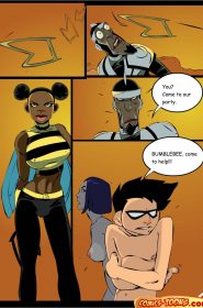Bumblebee vs Dr Light (19)
