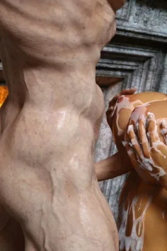 Coffin Pleasure (75)