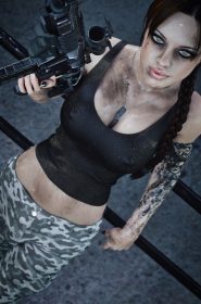 Lilith And Her Gun (3)