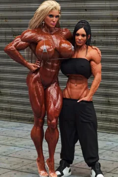 muscle_girls_candid_by_siberianar-d8txwaa