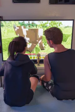 WorldOfLeah – A Night Of Dares – FHR – Pic (3)