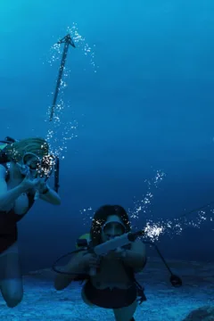 Lyndsi v Nancy Scuba Battle 11 – suchcalamity