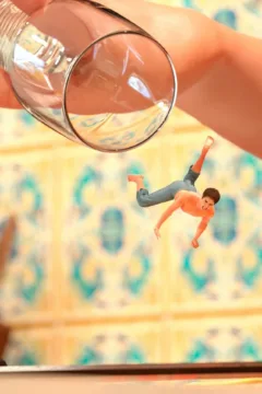 The Unaware Friend (6)