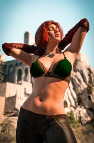 Triss On The Bluff (4)