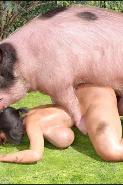 Foster Mother 32 (64)