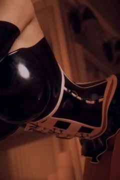 001_TheDarkRoomPreludeC_013