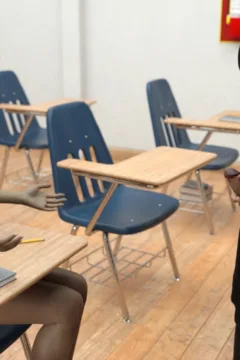 Siblings Caught Teacher Smoking At School (19)