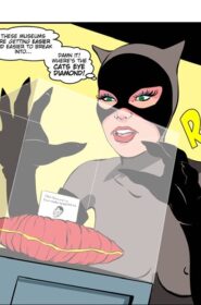 Catwoman Cat-Asstrophy 002