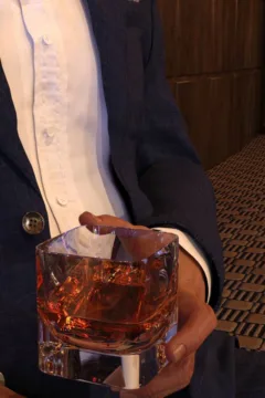 Aphrodite’s Mirror 17 (2)