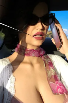 Aphrodite’s Mirror 18 (70)