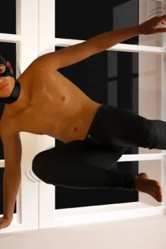 The Burglar – S1 – Act 2 (7)