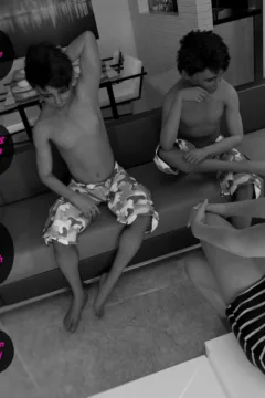 Mrs. Smith & Between us 5 (40)