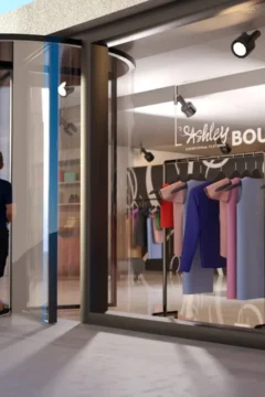 Jennifer and the Short King (32)